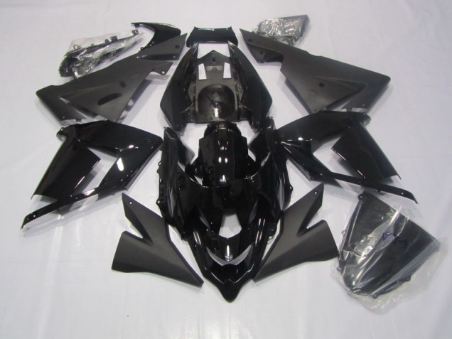 Black 03-05 Kawasaki ZX10R Motorcycle Fairing Black 03-05 Kawasaki ZX10R Motorcycle Fairing