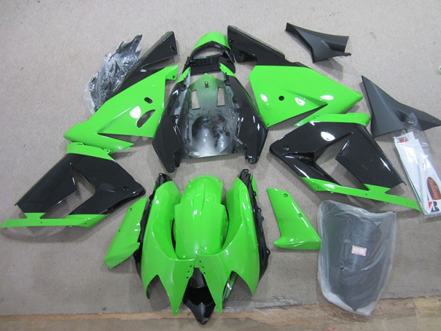 Black Green 03-05 Kawasaki ZX10R Motorcycle Fairings Black Green 03-05 Kawasaki ZX10R Motorcycle Fairings