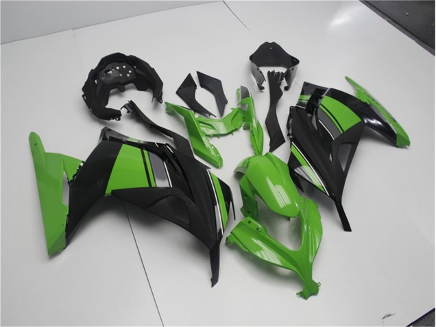 Green Black 13-16 Kawasaki EX300 Motorcycle Fairing Green Black 13-16 Kawasaki EX300 Motorcycle Fairing