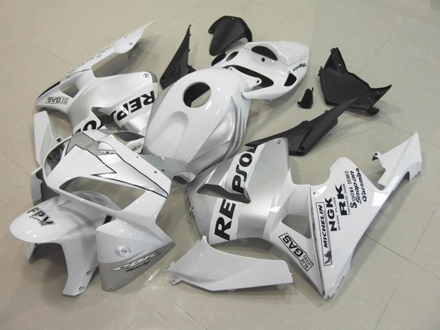 Repsol White Silver 05-06 Honda CBR600RR Motorcycle Fairings Repsol White Silver 05-06 Honda CBR600RR Motorcycle Fairings