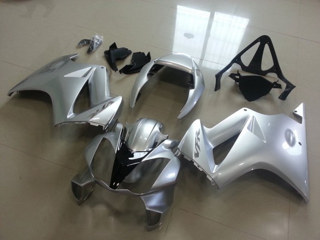 Silver 02-13 Honda VFR800 Motorcycle Fairings Silver 02-13 Honda VFR800 Motorcycle Fairings