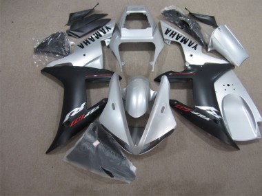 Silver Black 04-06 Yamaha YZF R1 Motorcycle Fairings